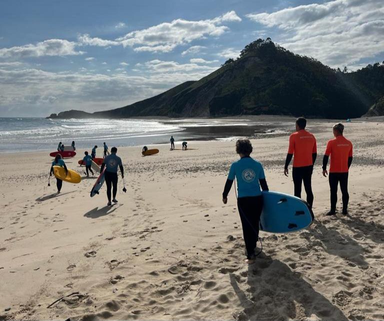 Llanes Surfcamp & Hostel Экстерьер фото